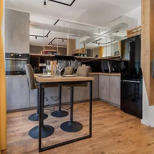 https://apartments-barbis.primorje-gorskikotar.com